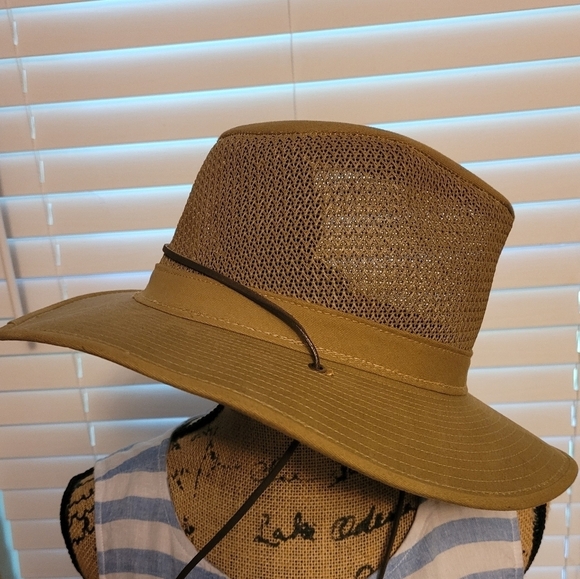 Henschel Summer Hat - Picture 1 of 5